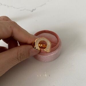 Men’s gold horseshoe ring